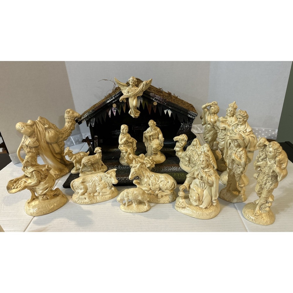 Vintage Atlantic Mold Ceramic Nativity Figures lot 18 pieces-missing Staffs